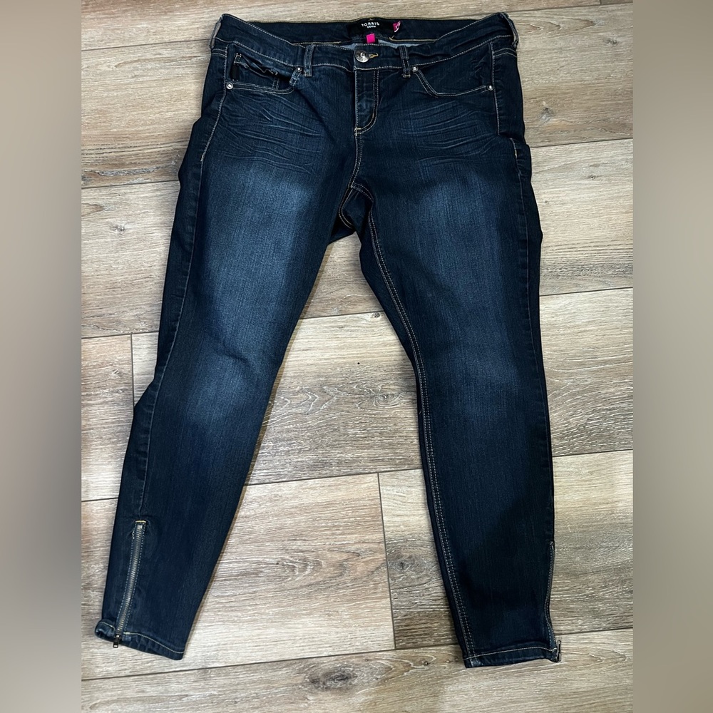 Torrid zip ankle jeans